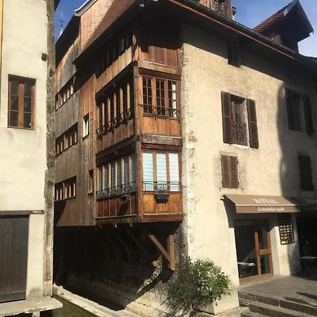 Edelweiss Annecy